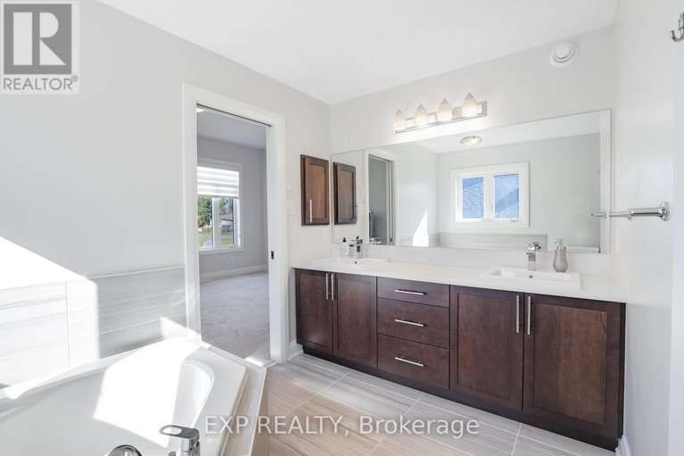 28977229/143-cambie-road/riverside-southgloucester-glen/ottawa/ontario/K1X0A6_26