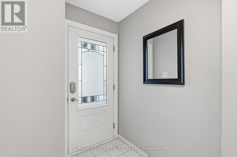 29571081/198-provender-avenue/cfb-rockcliffe-and-area/ottawa/ontario/K1K4N7_3