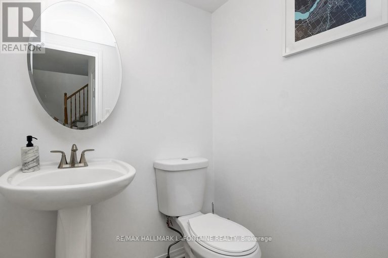 29412973/442-wisteria-crescent/hunt-club/ottawa/ontario/K1V0P1_20