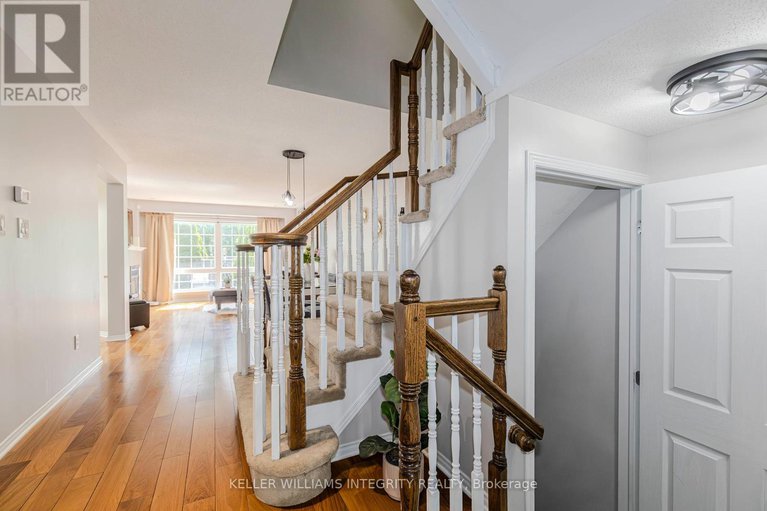 28477892/336-quetico-private/stonebridge/ottawa/ontario/K2J0E5_8