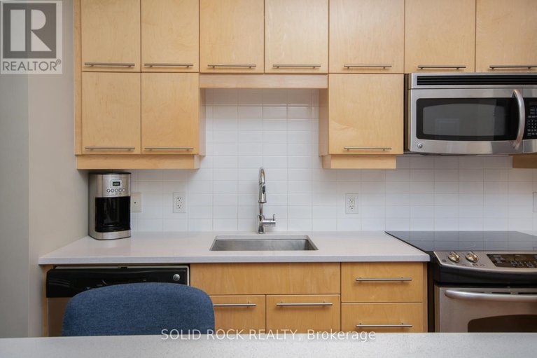 29419632/208-101-richmond-road/westboro-south/ottawa/ontario/K1Z0A6_5