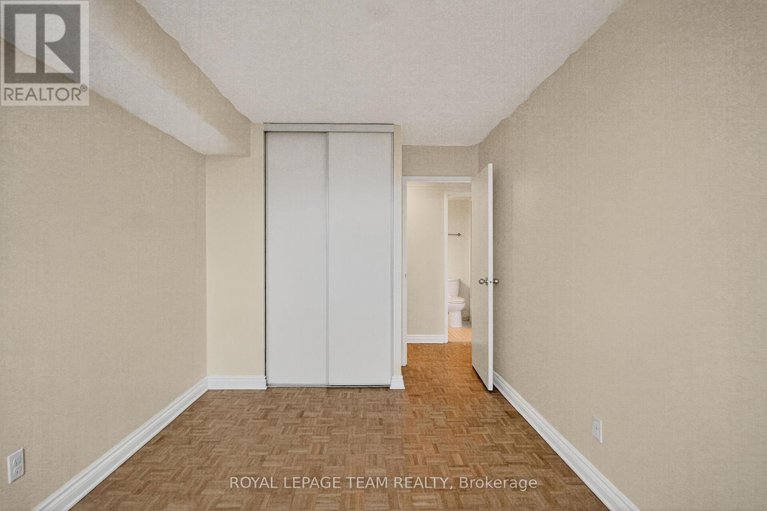 29117356/1708-2871-richmond-road/britannia-heights/ottawa/ontario/K2B8M5_19