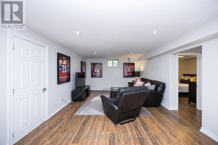 28421716/1098-cindy-hill-crescent/manotick-long-island-nicholls-island/ottawa/ontario/K4M1E8_37