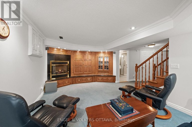 29626257/19-kimmins-court/beaverbrook/ottawa/ontario/K2K2M4_31