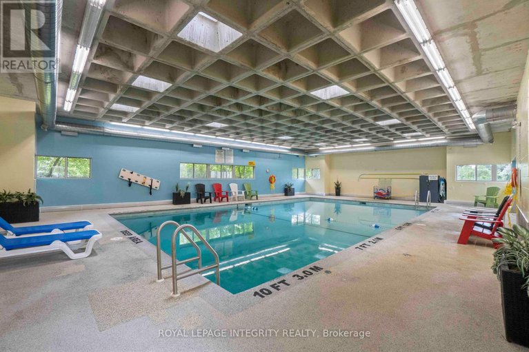28620829/1003-1785-frobisher-lane/riverview-park/ottawa/ontario/K1G3T7_17