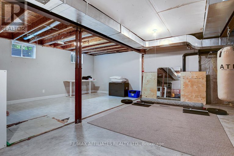 28483640/31-spur-avenue/bridlewood/ottawa/ontario/K2M2R9_40