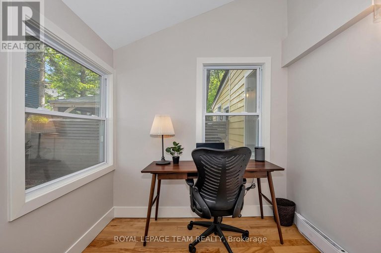28410245/2748-rowatt-street/britannia/ottawa/ontario/K2B6N9_30