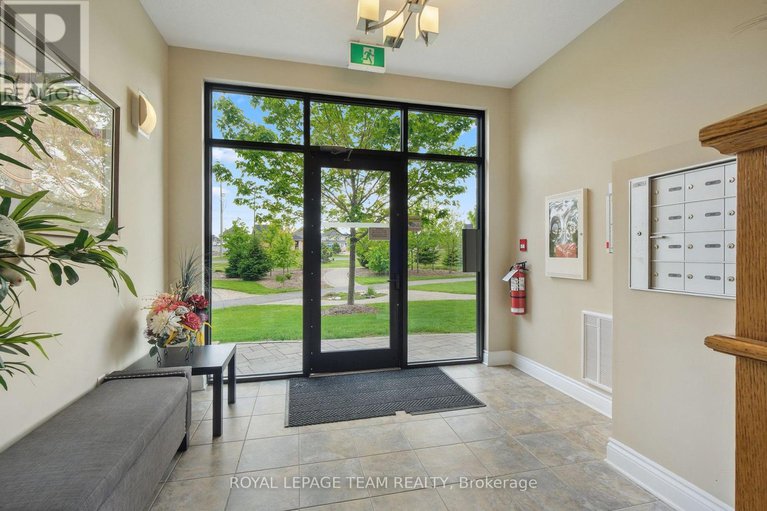 28402105/201-330-jatoba-private/emerald-meadowstrailwest/ottawa/ontario/K2V0E7_4