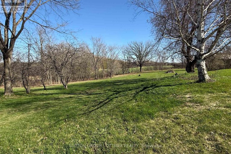 29680076/19408-county-18-road/south-glengarry-charlottenburgh-twp/south-glengarry/ontario/K0C1S0_45