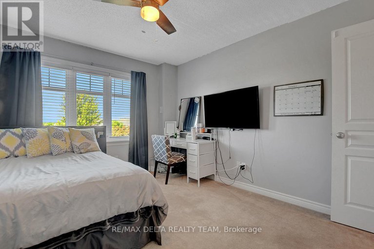 29035713/1916-montmere-avenue/notting-hillsummerside/ottawa/ontario/K4A0E7_25