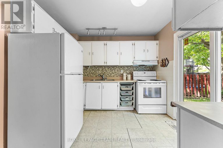 28400247/99-seabrooke-drive/glencairnhazeldean/ottawa/ontario/K2L2H9_29