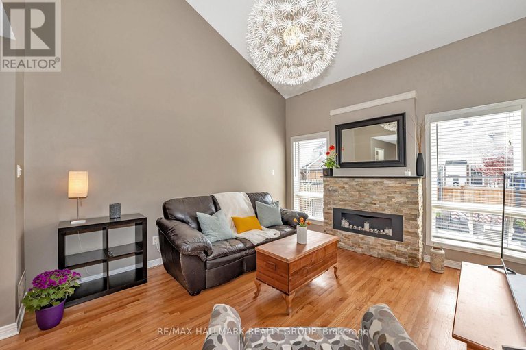 28310191/4193-owl-valley-drive/riverside-southgloucester-glen/ottawa/ontario/K1V1L9_11