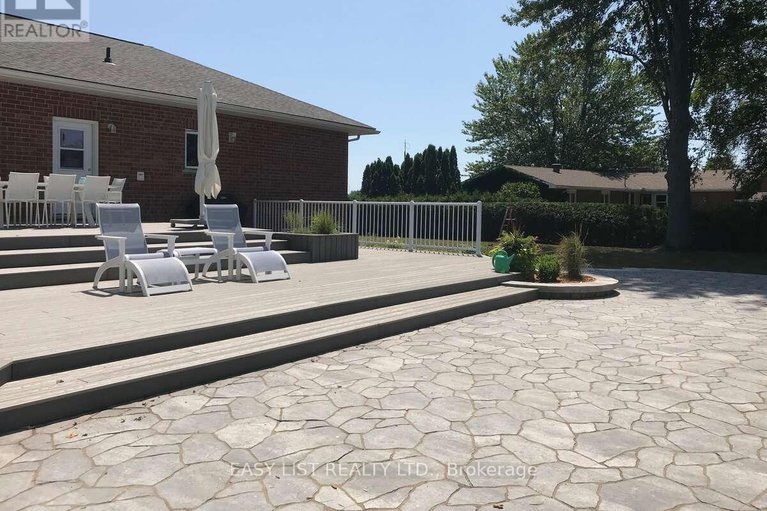 29310855/36-elizabeth-drive/iroquois/south-dundas/ontario/K0E1K0_10