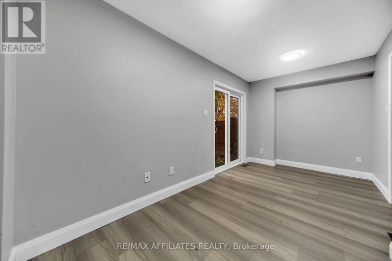 29140441/714-sanibel-private/westcliffe-estates/ottawa/ontario/K2H0A8_11