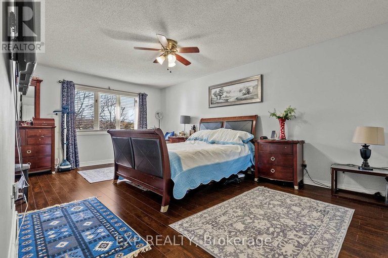 29638664/1582-blohm-drive/hunt-club-park/ottawa/ontario/K1G5K4_22