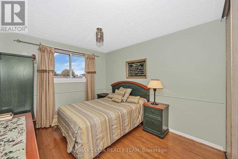 28904368/427-mockingbird-drive/chatelaine-village/ottawa/ontario/K1E2A8_21