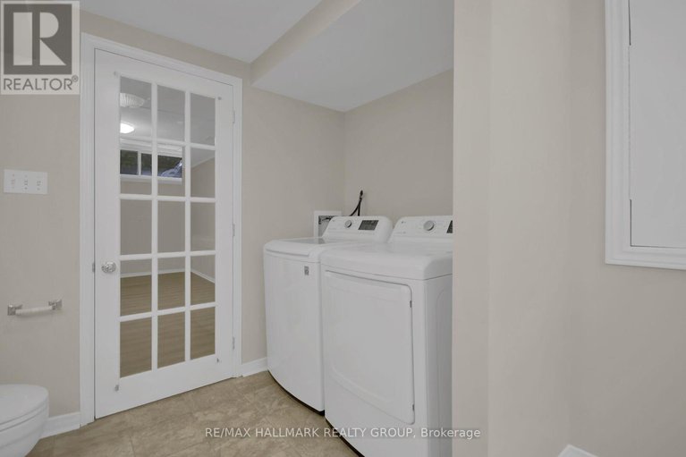28723074/51-charkay-street/borden-farmstewart-farmcarleton-heightsparkwood-hills/ottawa/ontario/K2E5N5_43