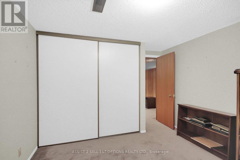 28698789/38-ardell-grove/craig-henrywoodvale/ottawa/ontario/K2G4G4_19