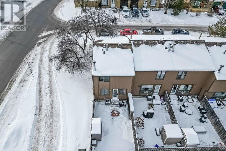29214218/1a-vanessa-terrace/pheasant-run/ottawa/ontario/K2J1Y2_29