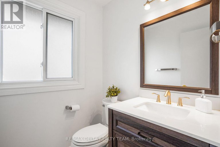 28252608/49-2115-erinbrook-crescent/sheffield-glenindustrial-park/ottawa/ontario/K1B4J5_13