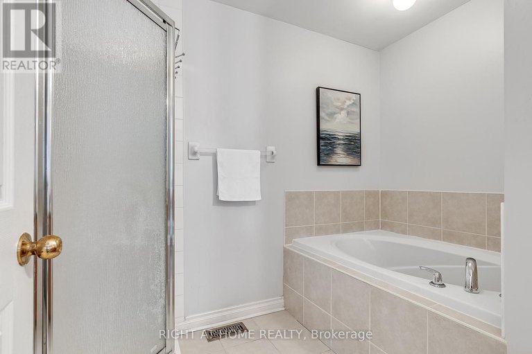28641678/134-fordham-private/central-park/ottawa/ontario/K2C4G5_37