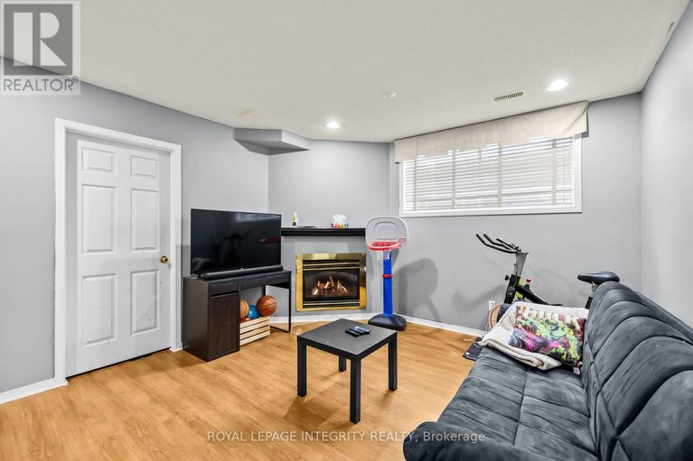 29613819/6383-sablewood-place/chapel-hill/ottawa/ontario/K1C7M3_28