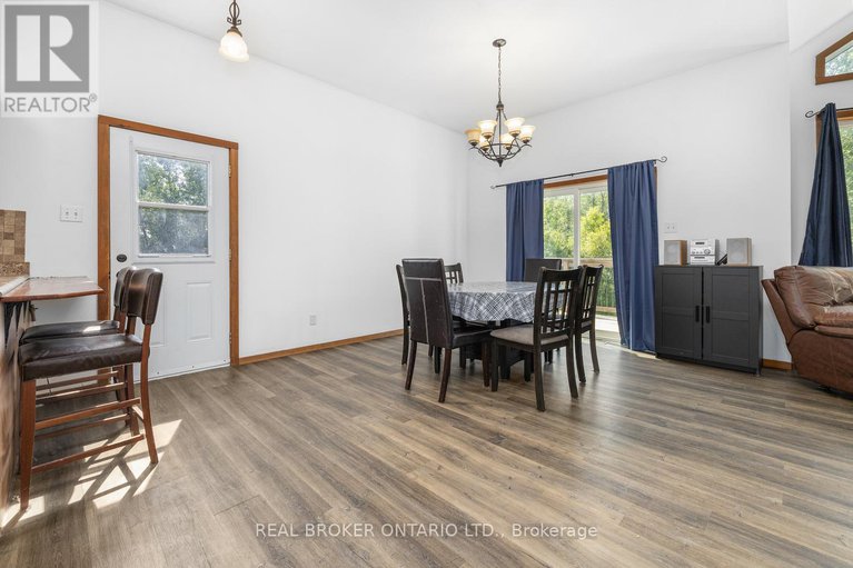 28625161/323-county-road-18-road/north-grenville-twp-kemptville-south/north-grenville/ontario/K0G1T0_12