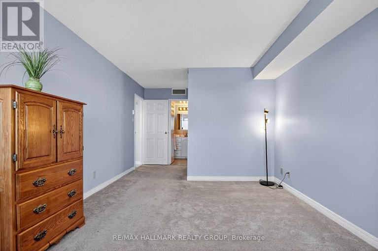 29041204/606-100-grant-carman-drive/borden-farmstewart-farmcarleton-heightsparkwood-hills/ottawa/ontario/K2E8B8_24