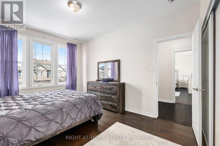 28449643/186-lamprey-street/half-moon-bay/ottawa/ontario/K2J6C3_29