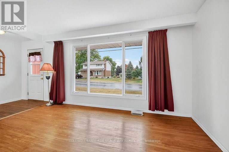 29223136/268-ottawa-street/almonte/mississippi-mills/ontario/K0A1K0_5