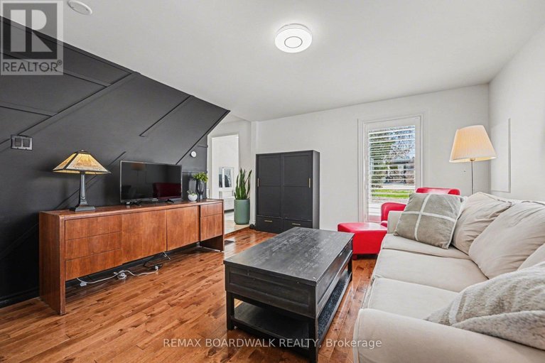 29647352/63-colborne-street/almonte/mississippi-mills/ontario/K0A1A0_5