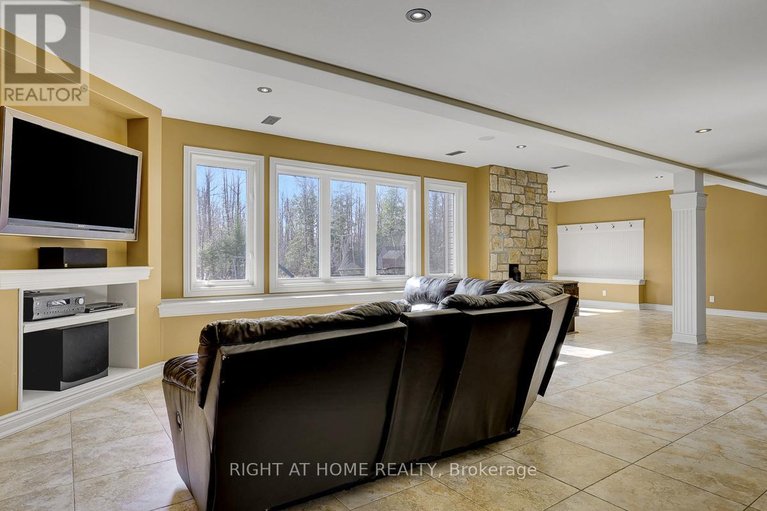 29592733/8660-flewellyn-road/remainder-of-stittsville-area/ottawa/ontario/K0A1B0_28