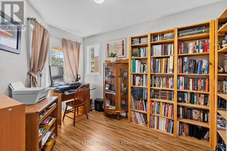 29209595/13-banchory-crescent/morgans-grantsouth-march/ottawa/ontario/K2K2V4_17