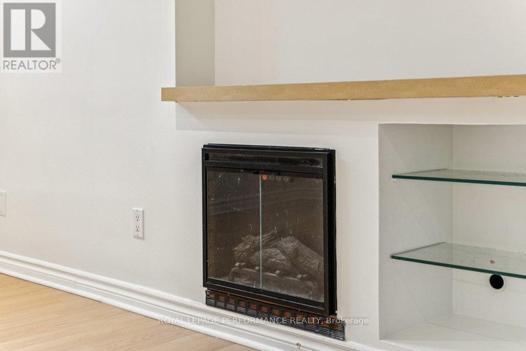 29029573/6-gillespie-crescent/hunt-club-woods/ottawa/ontario/K1V9X8_40