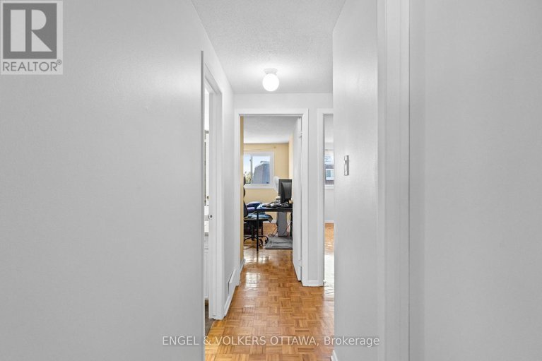 28772132/189-birch-hill-private/carson-meadows/ottawa/ontario/K1K3Y5_18