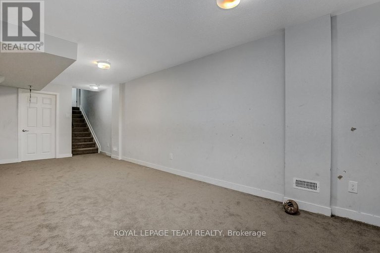 28979703/163-yearling-circle/goulbourn-twp-from-franktown-rdsouth-to-rideau/ottawa/ontario/K0A2Z0_35