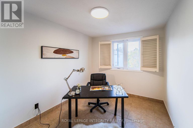 28908572/1266-famlit-court/beacon-hill-south/ottawa/ontario/K1J9A2_30