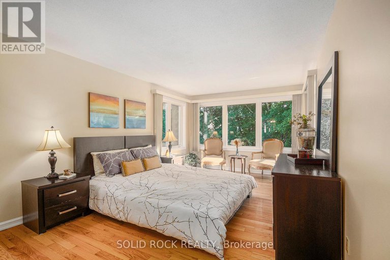 28813811/1674-sansonnet-street-s/chapel-hill/ottawa/ontario/K1C5Y6_25