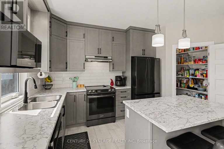 29649781/2011-berne-street/embrun/russell/ontario/K0A1W0_12