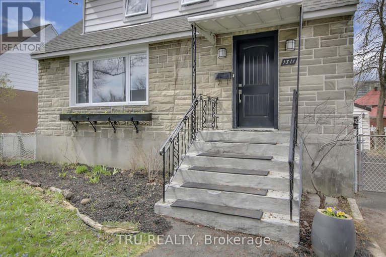 28250673/1311-laperriere-avenue/carlington/ottawa/ontario/K1Z7R9_2