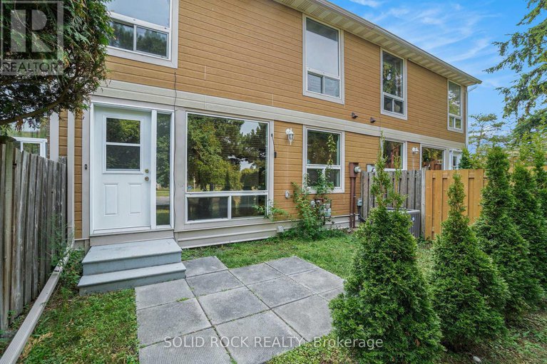 28737979/34-4573-carrington-place/pineview/ottawa/ontario/K1B4P8_29