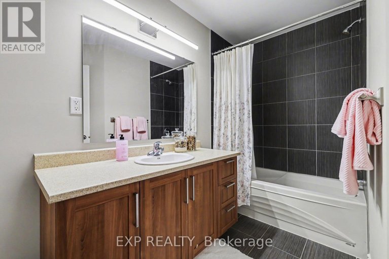 29499934/159-loreka-court/stittsville-north/ottawa/ontario/K2S0N3_28