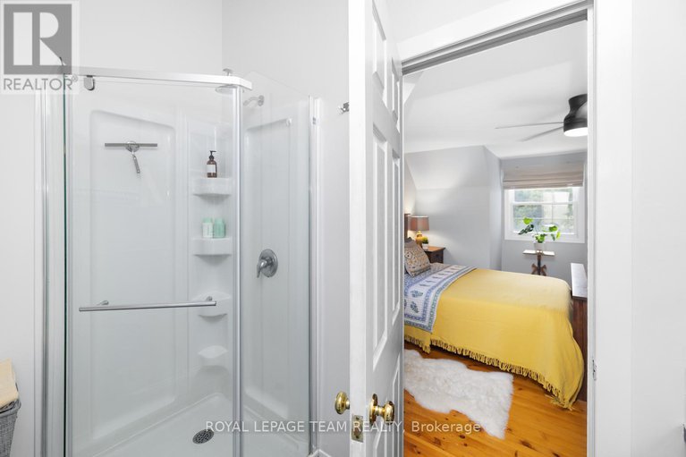 28819009/5515-millview-street/manotick-long-island-nicholls-island/ottawa/ontario/K4M1J3_17