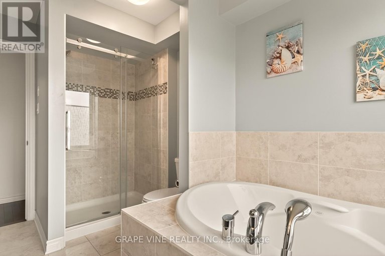 29618523/383-memorial-grove/riverside-southgloucester-glen/ottawa/ontario/K1X0C7_21