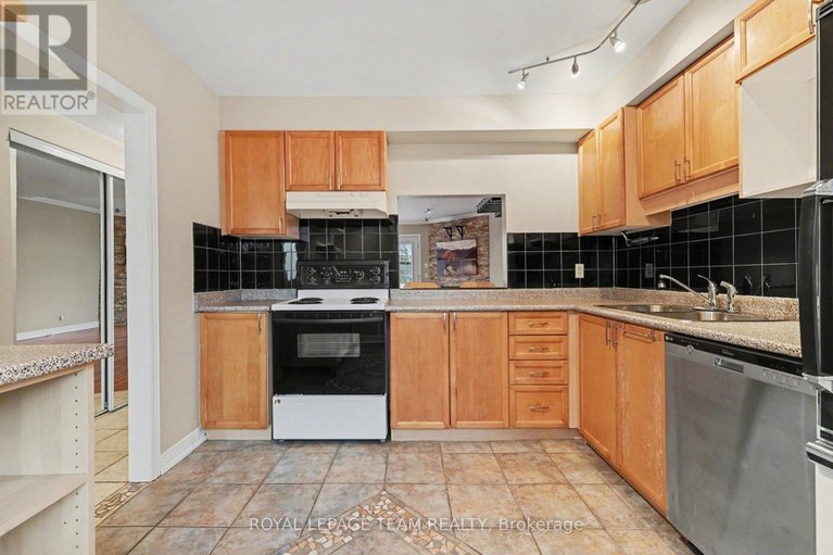 29597736/187-monterey-drive/leslie-park/ottawa/ontario/K2H7A9_15