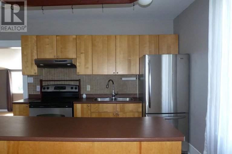 28536182/468-gladstone-street-n/winchester/north-dundas/ontario/K0C2K0_5