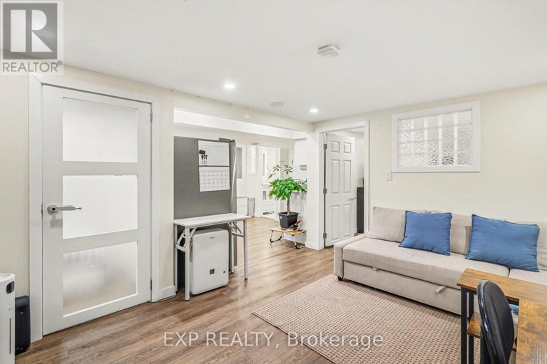 29541777/2332-ogilvie-road/beacon-hill-north/ottawa/ontario/K1J7N6_30