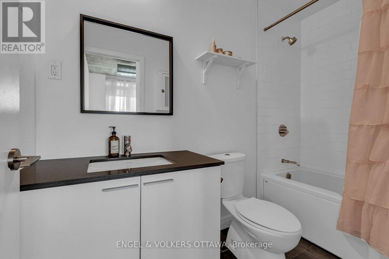 28610473/415-354-gladstone-avenue/ottawa-centre/ottawa/ontario/K2P0R4_16