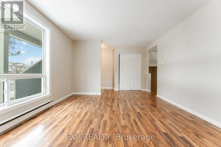 29444282/45a-802-st-andre-drive/hiawatha-parkconvent-glen/ottawa/ontario/K1C4R3_12