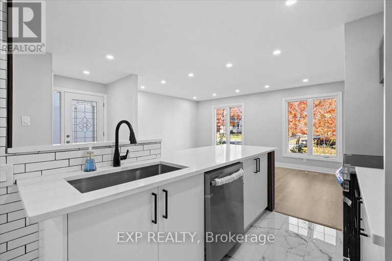 29178541/290-elderberry-terrace/chatelaine-village/ottawa/ontario/K1E1Z1_9